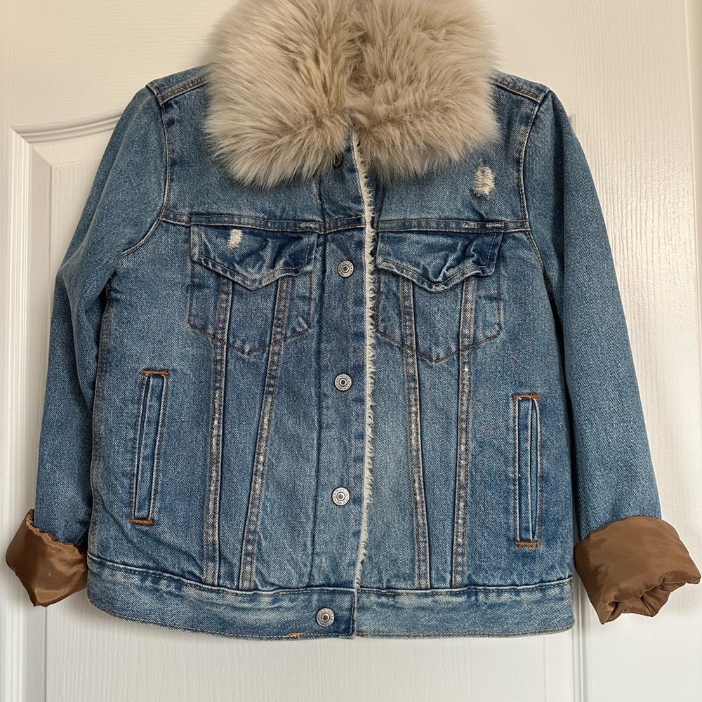 ABERCROMBIE XS Denim Jacket with Removable Faux Fur Collar
